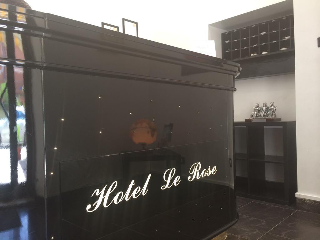 Hotel Le Rose Тиволи-Терме Экстерьер фото